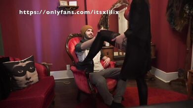 MY FIRST TIME WITH AN ESCORT