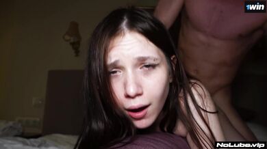 EXTREME TWITCHING ORGASMS - She Couldn´t Control Herself - Emma Ester