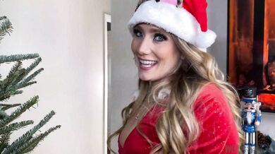 Big Dick Santa Fucks TWO PAWGS under the Tree for Christmas - Kelsi Monroe N AJ Applegate -