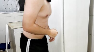 Thief broke into Novinha's house and had sex with her