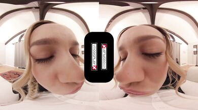 Teen Blonde Katniss Fulfills Her Fuck Fantasy HUNGER GAMES A XXX