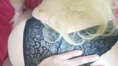 Sarışın bir Arap ile seks ???? tatlı kedi ağzıma boşaldım