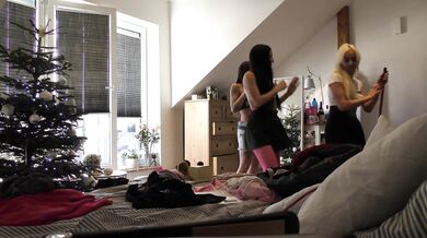 Leon´s Angels See Through Yoga Pants Tiniest Teen Thongs Try On Day