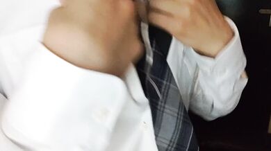 乳首にローターあててビンビンにしちゃう変態JK