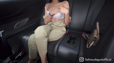 FAKETAXI! Turkish Student cant pay her Uber for the Ride!