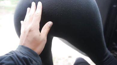 I FUCK UNKNOWN GIRL with PERFECT ASS on the side of the road without a condom - REAL PUBLIC SEX