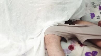 امروز دختر همسایمون نذری آورده بود منم حشری بودم مخشو زدم کصشو گاییدم مکالمه فارسی