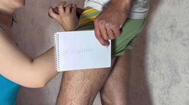 سکس باغیرتی دوست پسرم با کیر هیولایی منو می‌کنم جلو شوهرم