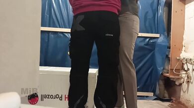 Muslim milf fucked at construction site