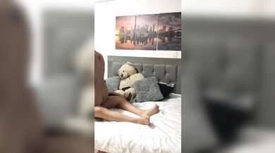 lesbian girls have sex and make video.