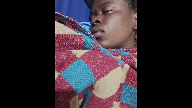 Ebony Babe With Creamy Pussy Bends for Doggy