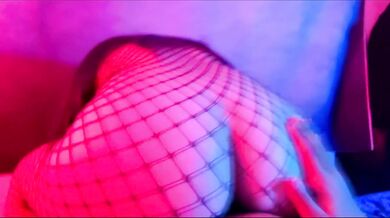 Hinata masturbates while waiting for Naruto's cock to return