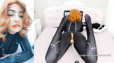 Black widow cosplay big butt girl sucking and fucking with her sex machine