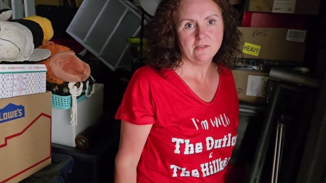 Ali Allure Fucks Her Self Storage Manager