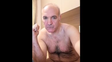 A nice handjob with a lake of sperm on the computer table