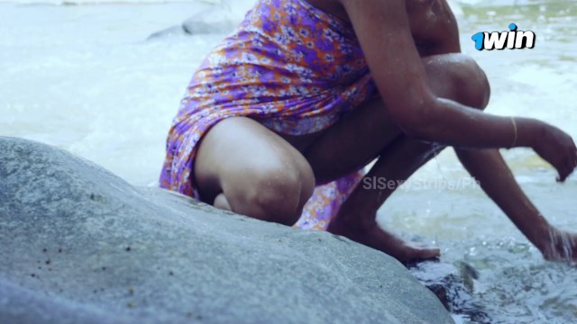 Indian servent fuck Desi Vilage aunty while bathing river her hot and sexy figer get more Cum Hard x