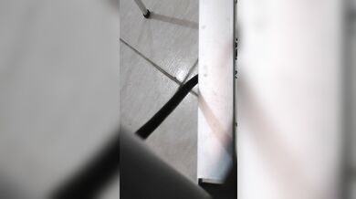 black camgirl sensualizing and masturbating online