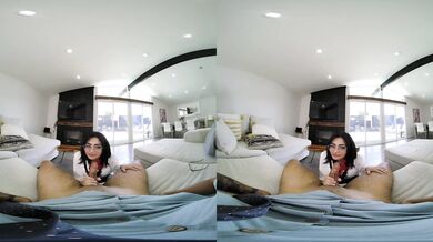 VR Conk Free Guy XXX Fuck Parody with Sexy Natural Tits Babe Vanessa Moon VR Porn