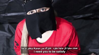 كانت سارة في الشارع وقالت له: هل يمكنني أن أذهب إلى شقتك وأبقى هناك وأسمح لك بمضاجعتي بقضيبك؟ أحبها."