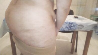 azeri xala sik calir ve amcigini sikdirir