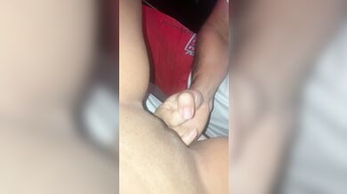 قالت ليا سربي رآه قرب يجي لدار وي لقانا بجوجنا ????a7san 7wia m3a mert khouya l9hba????????