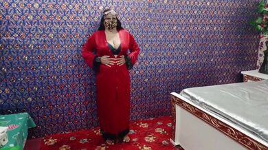 Beautiful Round Boobs Muslim Milf Sexy With Dildo