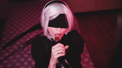 Cosplay Blowjob Sloppy Suck BBC with 2B