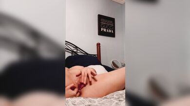 Close up shaking orgasm